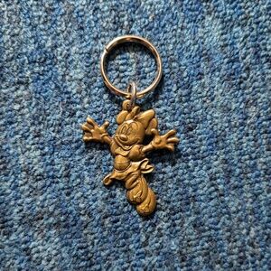 VINTAGE 1990'S DISNEY MINNIE MOUSE BRONZE COLORED METAL KEYCHAIN
